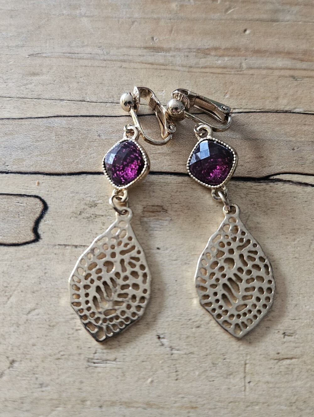 Gold Tone Purple Stone Filigree Clip-On Dangle Earrings